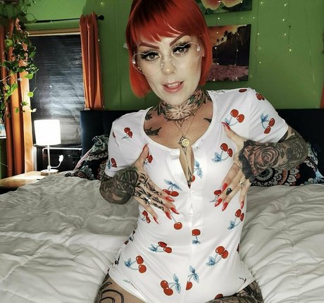 tattooedbarbie86 exclusive actress photo