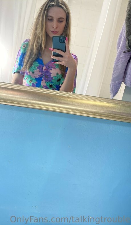 Talking Trouble high quality pornstar pics