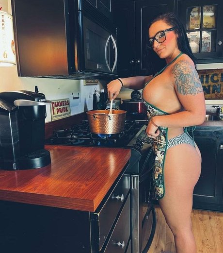 Country Rae hot model archive