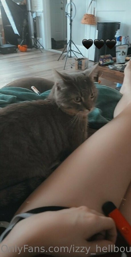 izzy hellbourne erotic star photos