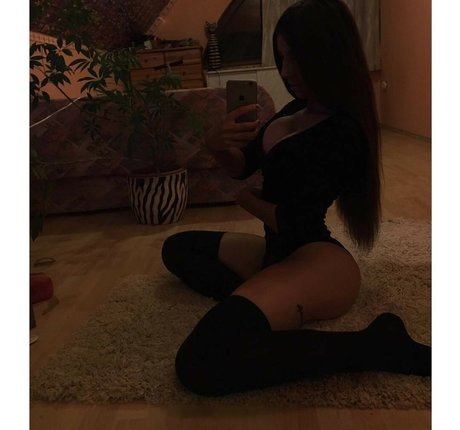 blonde handjob onlyfans art xxx galleries