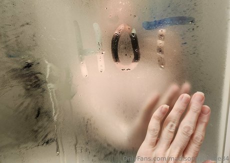 thick trans onlyfans adult photo