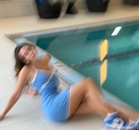 victoriamyers model erotic image