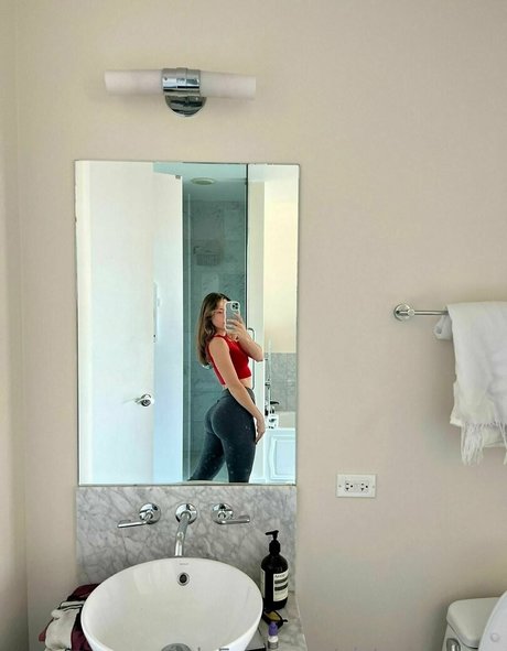 victoriamyers nude star archive