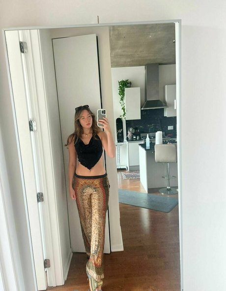 victoriamyers top pornstar photo