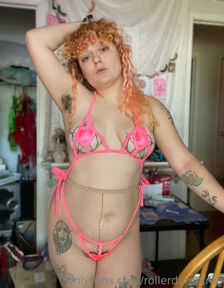 rollerdamefree naked pornstar pic
