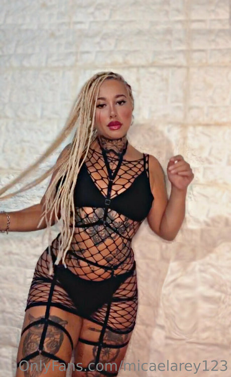 micaelarey123 model naked gallery