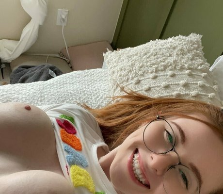 femdom facesitting onlyfans nude images