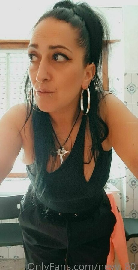 nevy 80 nude actress pictures