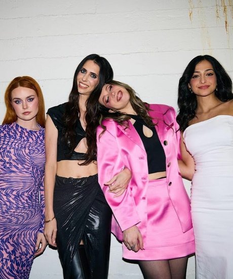 olivialopes hot actress pics