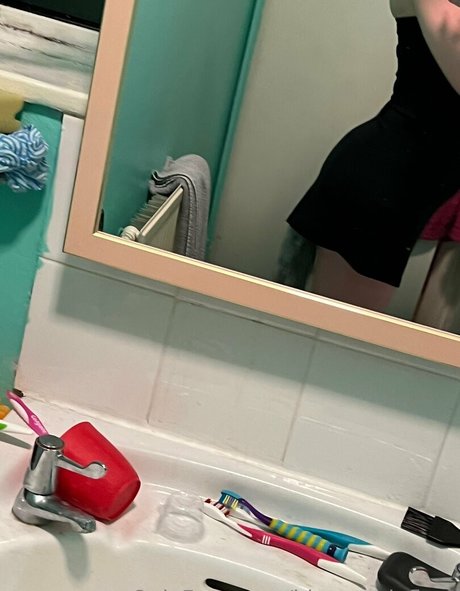 bluecandyfloss pornstar erotic img