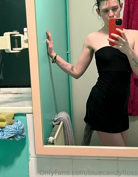 skinny milf onlyfans hot sexy pics