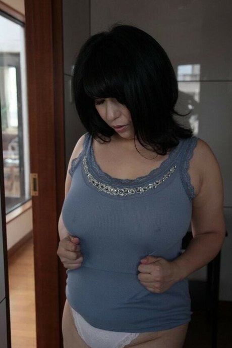 Yukari Orihara art model img