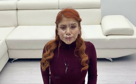 Public Cumwalk art star images