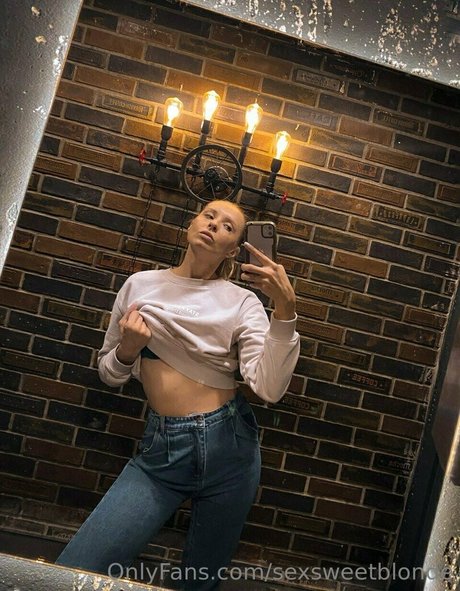 sexsweetblonde pornstar beautiful galleries