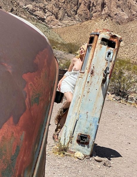 kendrajamesvip star naked photos