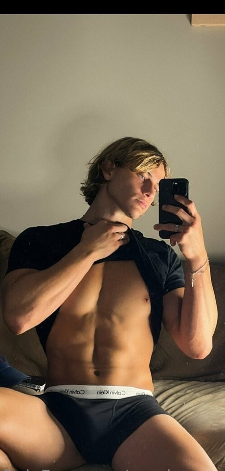 ladorian Profile Photo