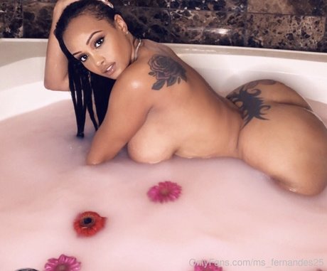 Ms Fernandes25 pornstar sex photos