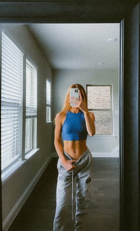 Morgan Kelley model exclusive pics