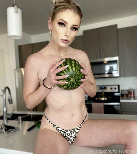 hyleywinters model beautiful picture
