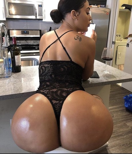 Gabby Gavino porn star pics