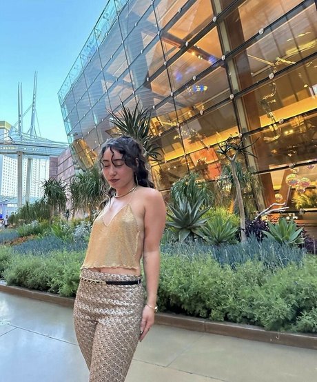 Katelyn Ohashi high quality actress pictures