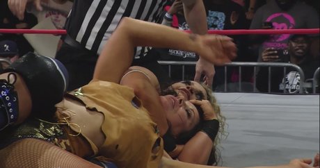 muscle girls onlyfans nude pic