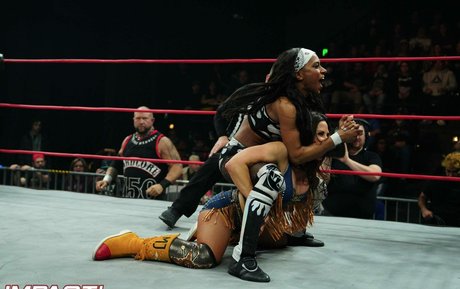 Mickie James star art archive