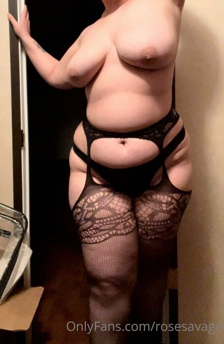 rosesavage model erotic image