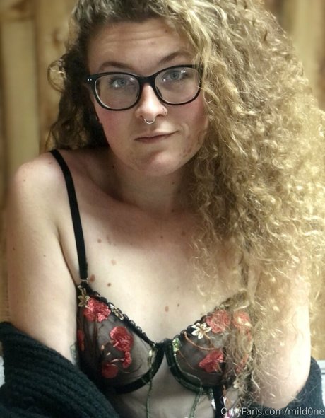 mild0ne adult model gallery