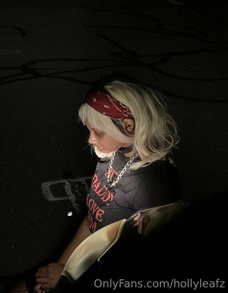 hollyleafz erotic actress images