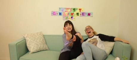 Allison Raskin model high quality picture