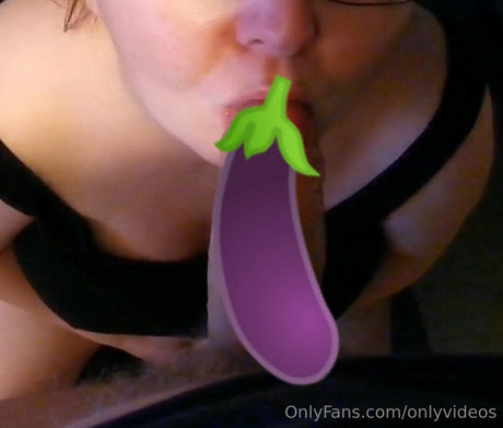 blowjob milf onlyfans hot xxx photo