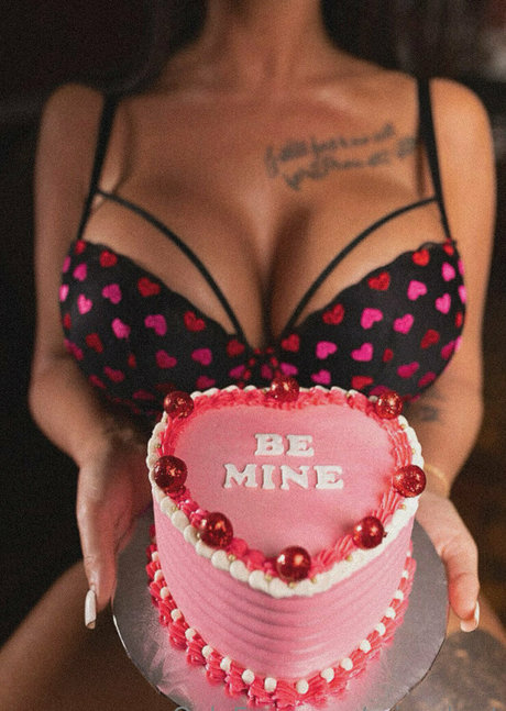 Erica Short naked actress galleries