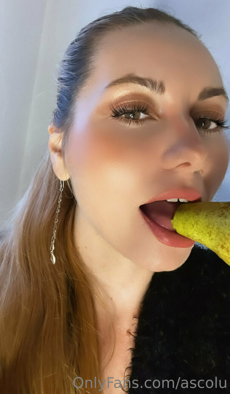 Ascolu NFT xxx actress pics