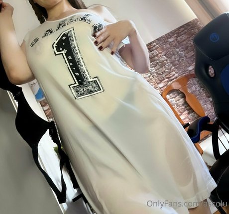 Ascolu NFT naked actress pictures