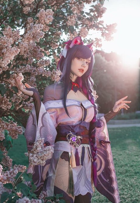 Vell Felice star pretty pictures