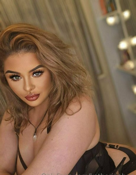 katherinebee model adult photo