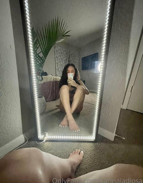karinaladiosa nude actress pictures