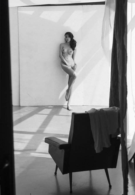 Mathilde Lasry sexy actress pic