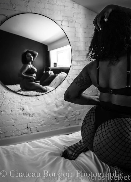 crushvelvet Profile Photo