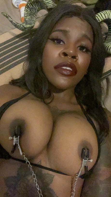 crushvelvet star pic