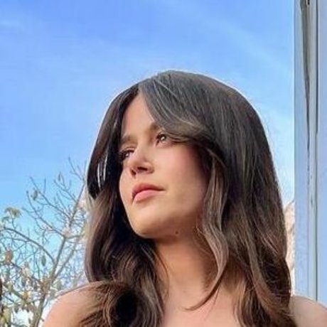 Molly Gordon pornstar hd pictures