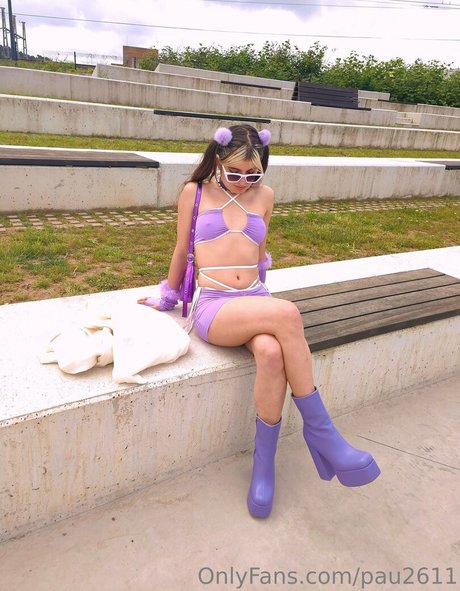 pau2611 erotic actress photo