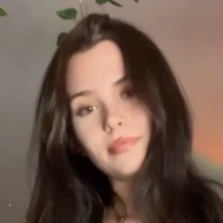 Bbyluckie erotic actress image