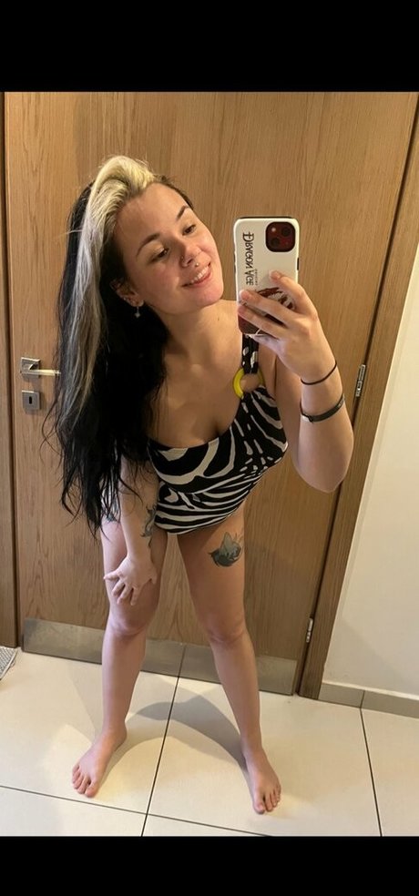 Dog Biscuits pretty actress image