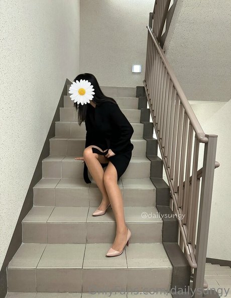 dailysungy pornstar hd pics