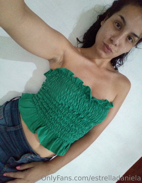 estrelladaniela pretty actress pics