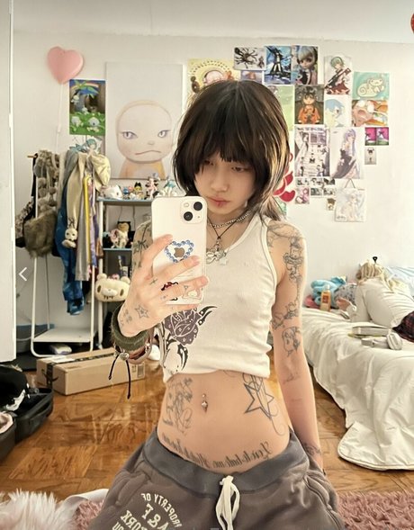 sl33zyskiz sex model archive