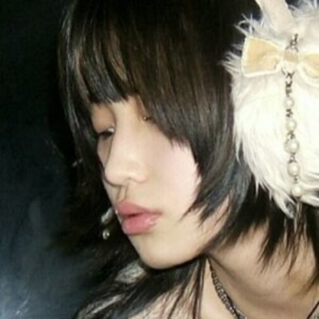 blonde handjob onlyfans pretty pic